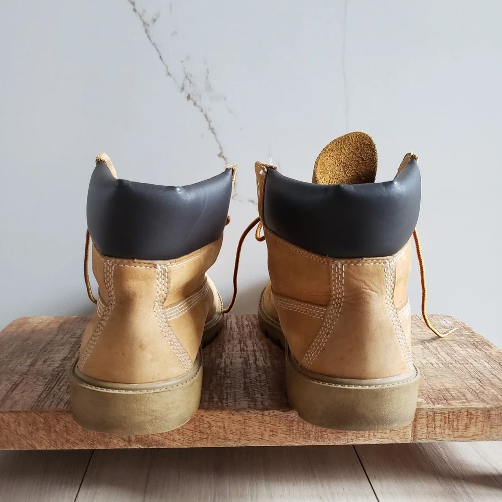 Timberland Boots‎ Boys 5 Wheat Nubuck Leather 6 Inch Premium Waterproof Classic